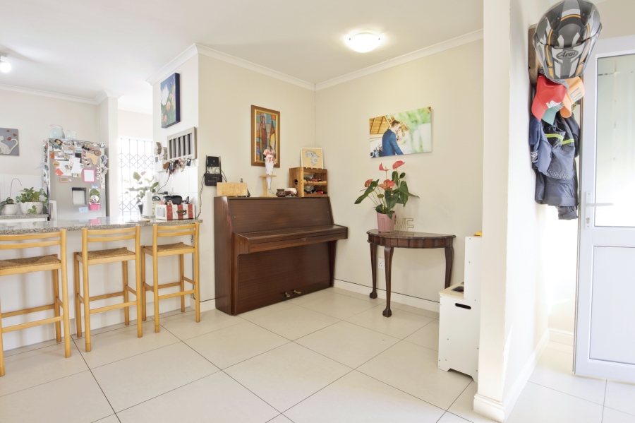 3 Bedroom Property for Sale in Sunningdale Western Cape